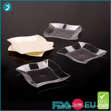 Plastic Party Wave Plates 6 Inch